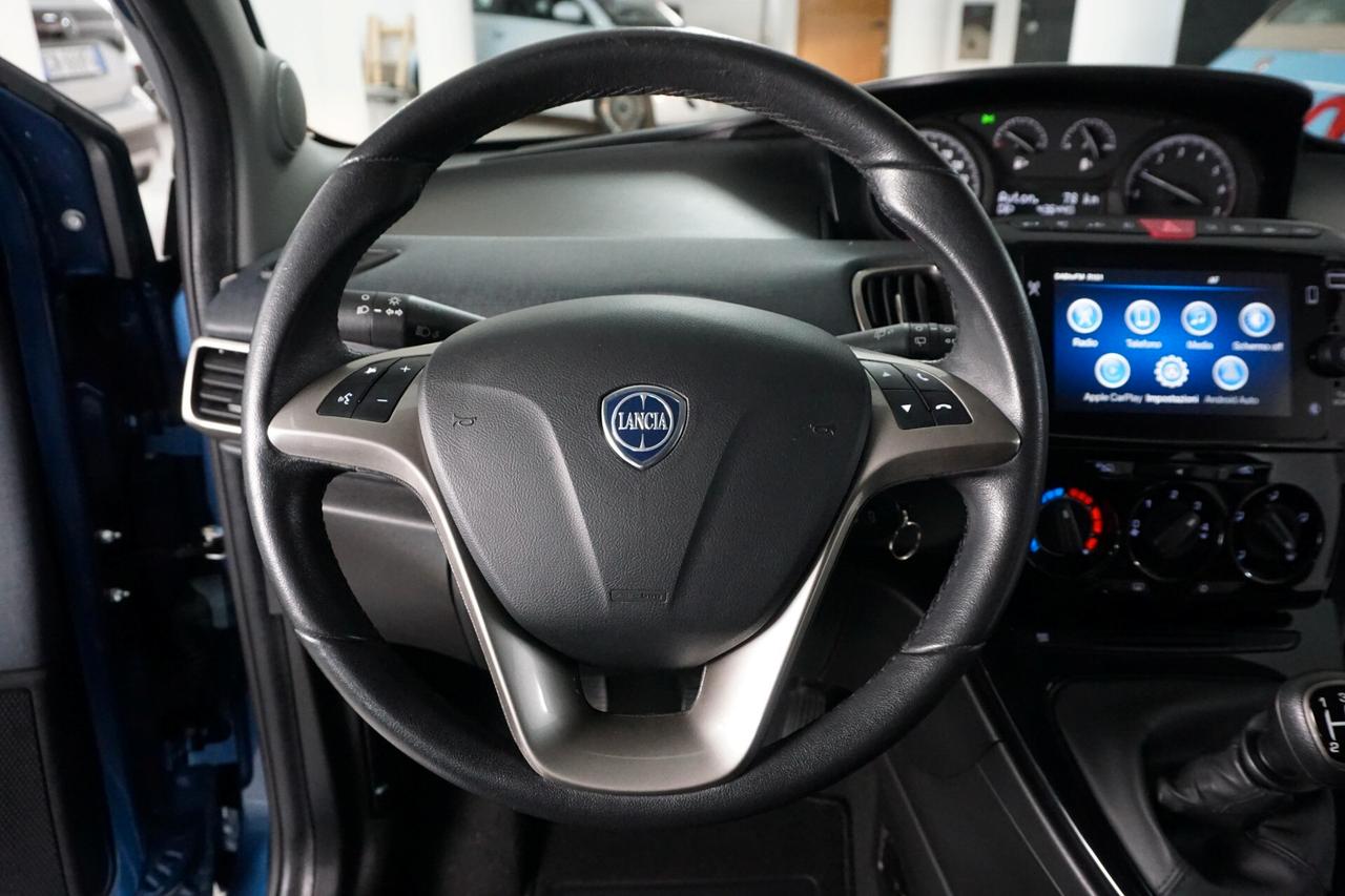 Lancia Ypsilon 1.0 FireFly 5 porte S&S Hybrid Gold