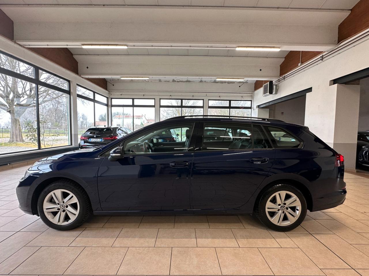 VOLKSWAGEN GOLF VARIANT 2.0 TDI LIFE 115CV *CARPLAY*LED*ACC*