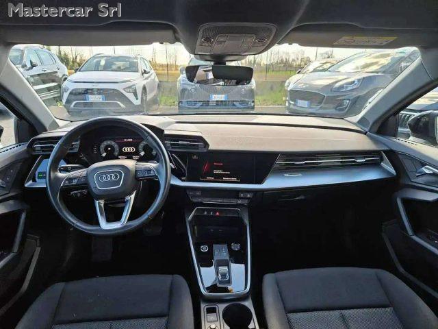 AUDI A3 BERLINA 35 TFSI 150cv S TRONIC BUSINESS - GL727SW