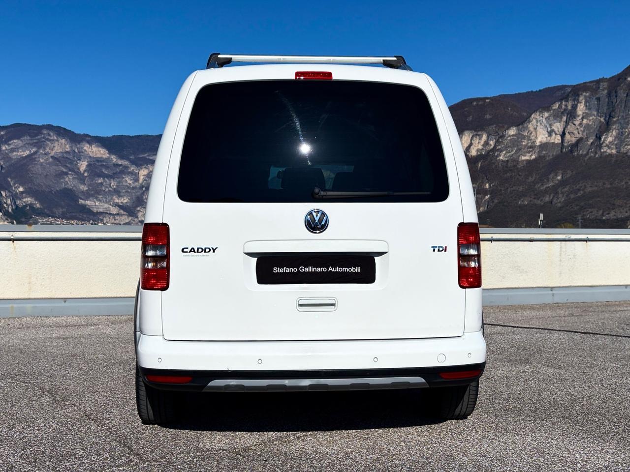 Volkswagen Caddy 1.6 TDI 102 CV 5p. Cross