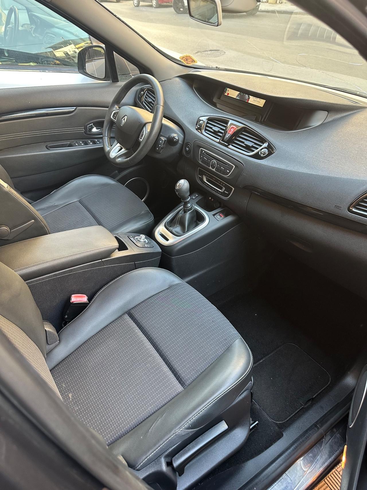 Renault Scenic Scénic 1.5 dCi 110CV EDC Dynamique