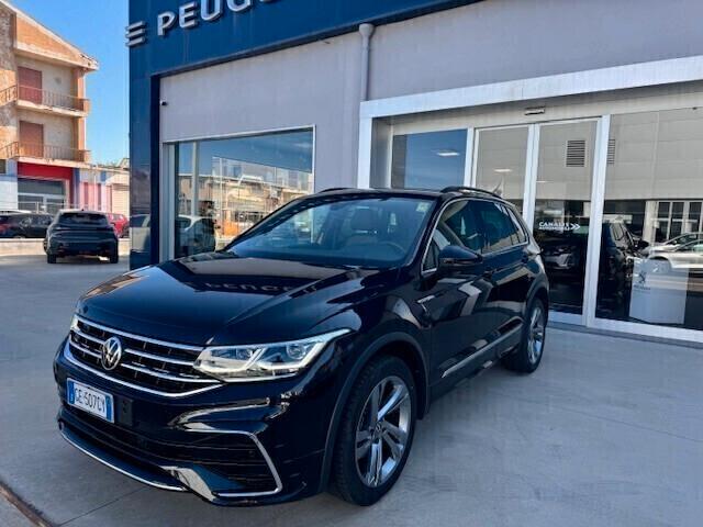 VW Tiguan 2.0 TDI 150 CV DSG R-Line 2021 AZIENDALE