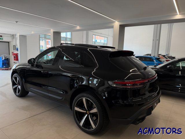 PORSCHE Macan 2.0