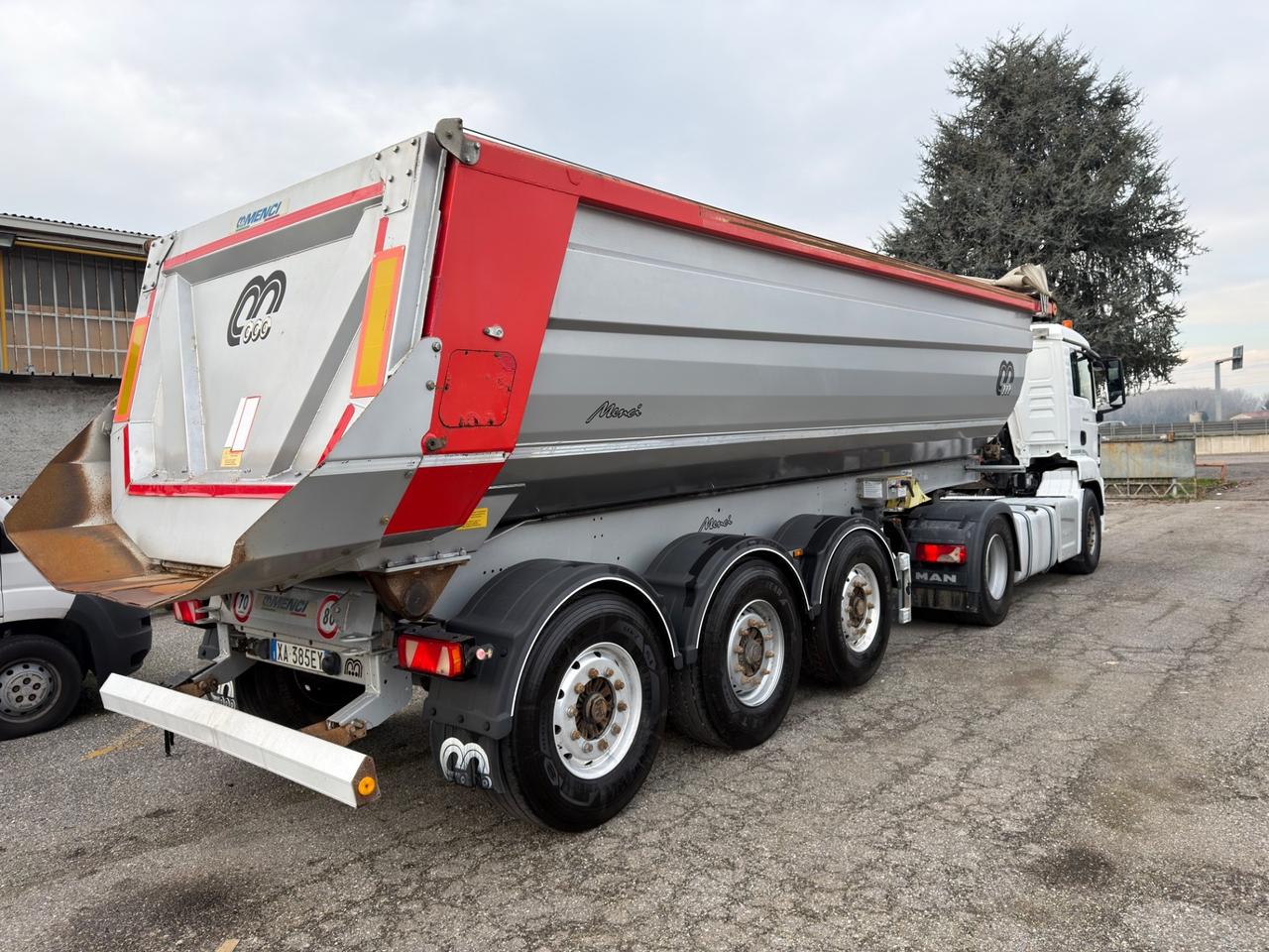 Semirimorchio Vasca Menci sa700r 2016