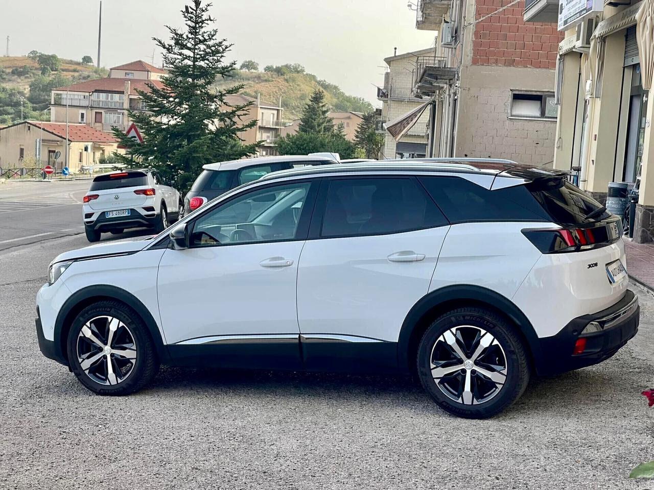 Peugeot 3008 BlueHDi 130 S&S Allure