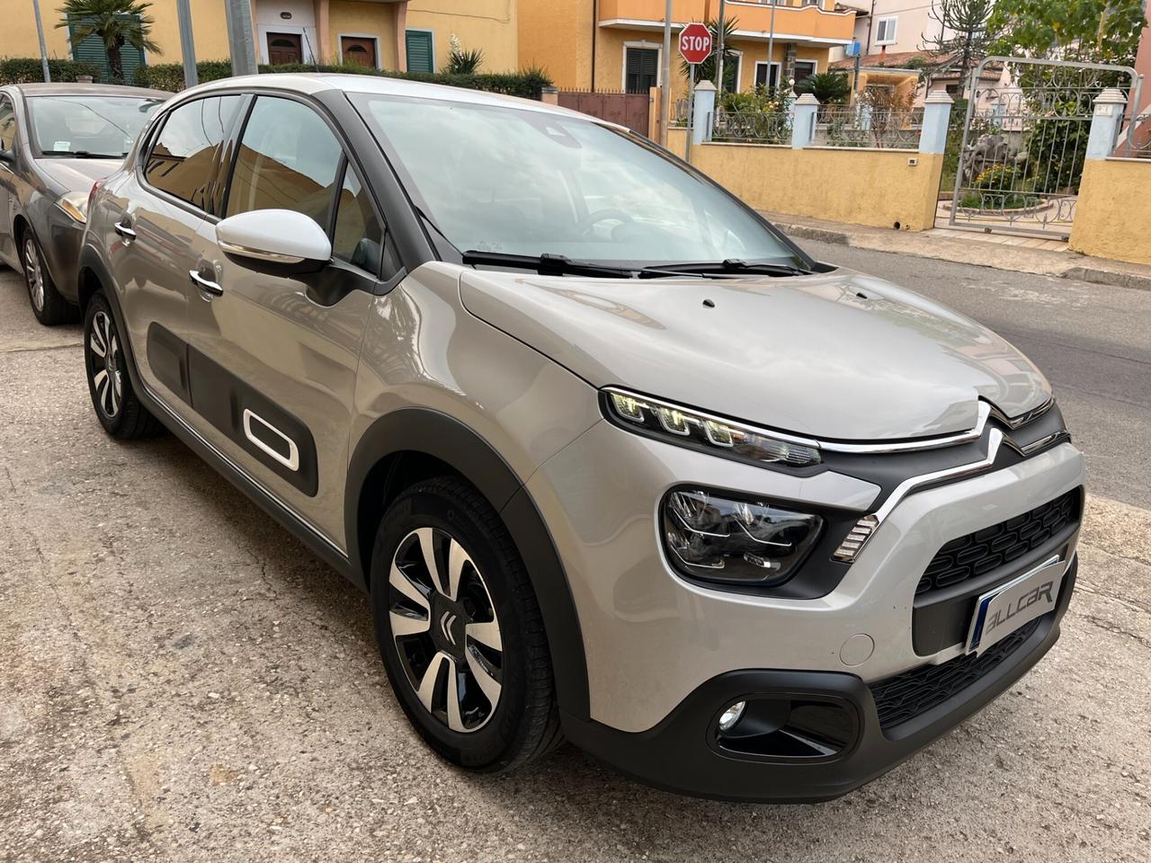 Citroen C3 SHINE 83cv*KEYLESS*NAVI*GARANZIA