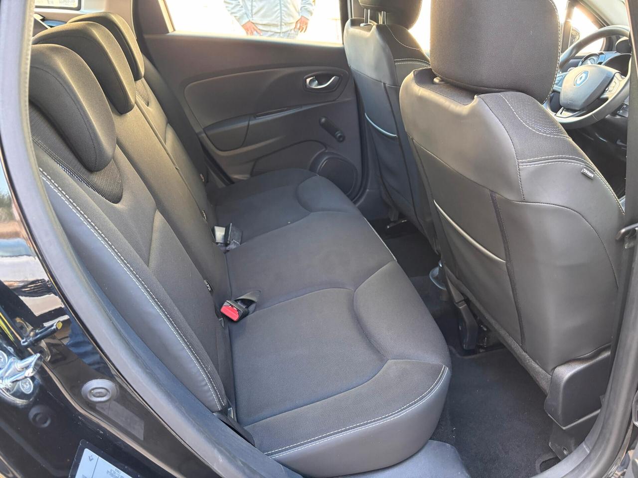 Renault Clio Sporter dCi 8V 90 CV EDC Business