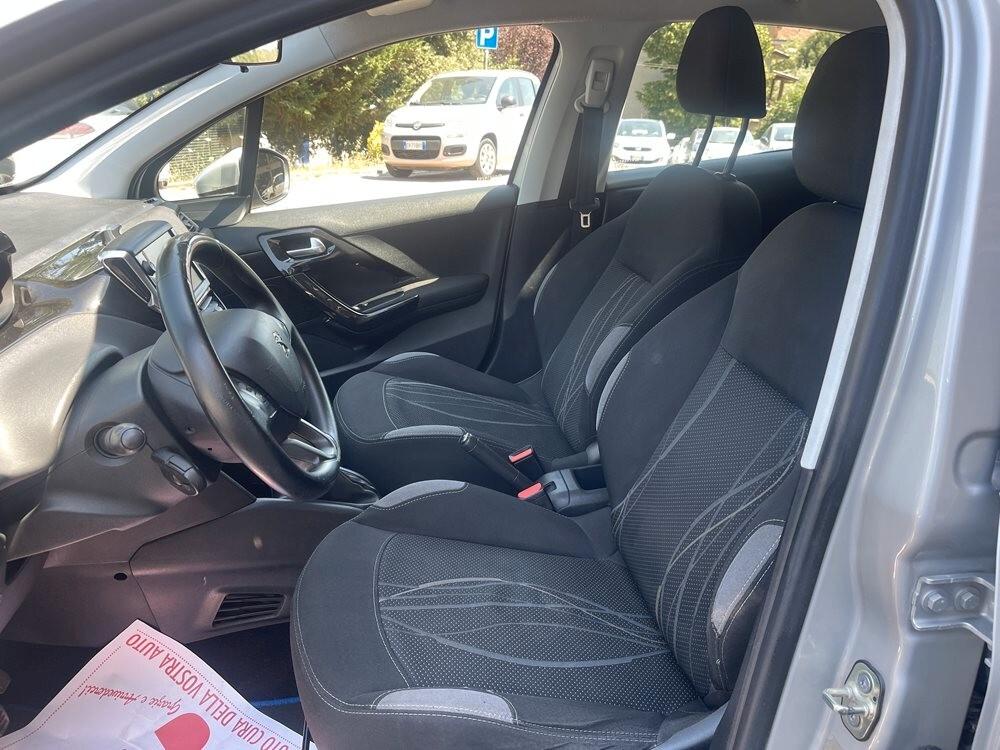 Peugeot 208 1.2 VTi 82 CV 5 porte Allure NEO PATENTATI