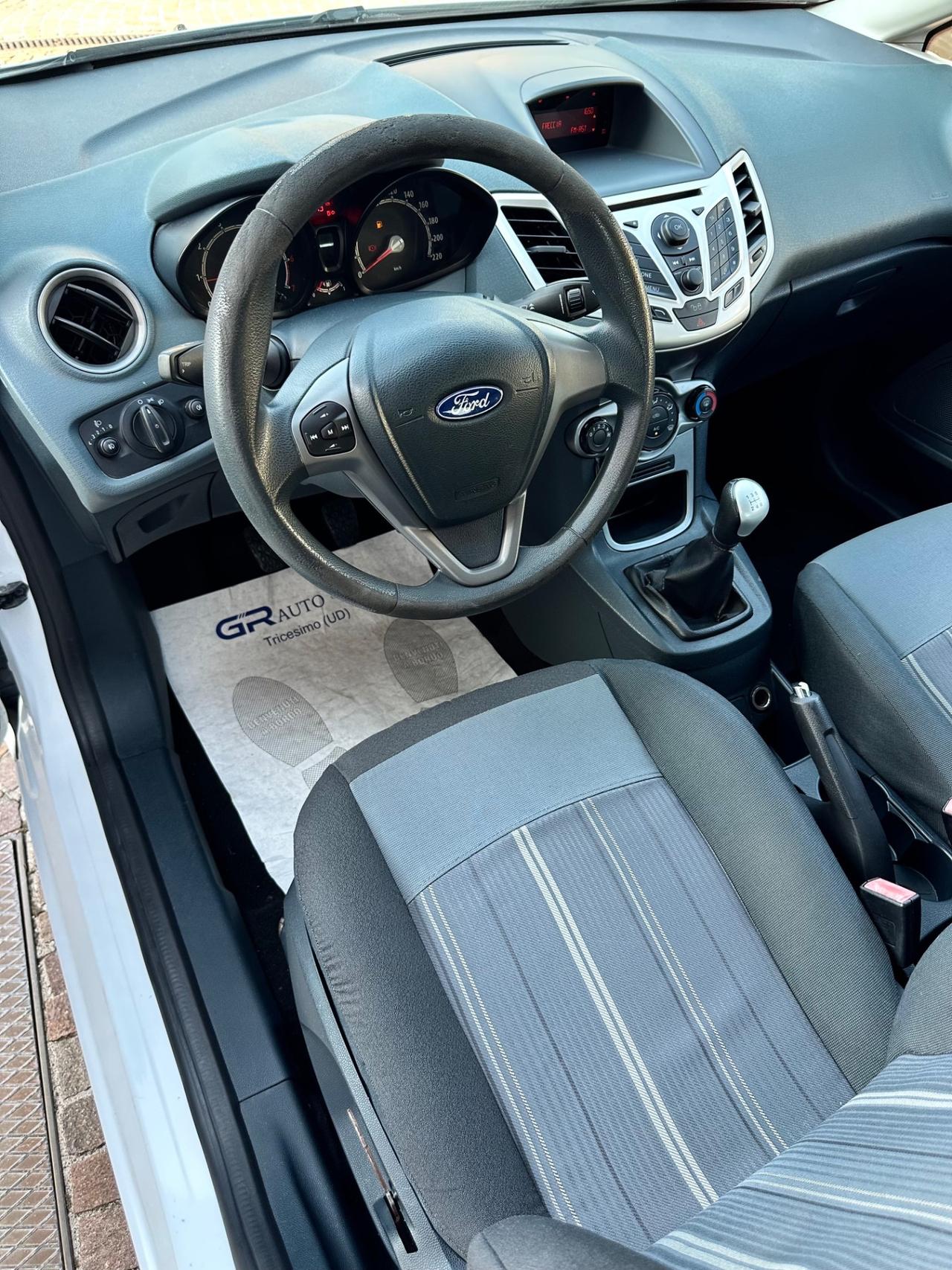 Ford Fiesta 1.2Bz 60CV 5p - Neopatentati