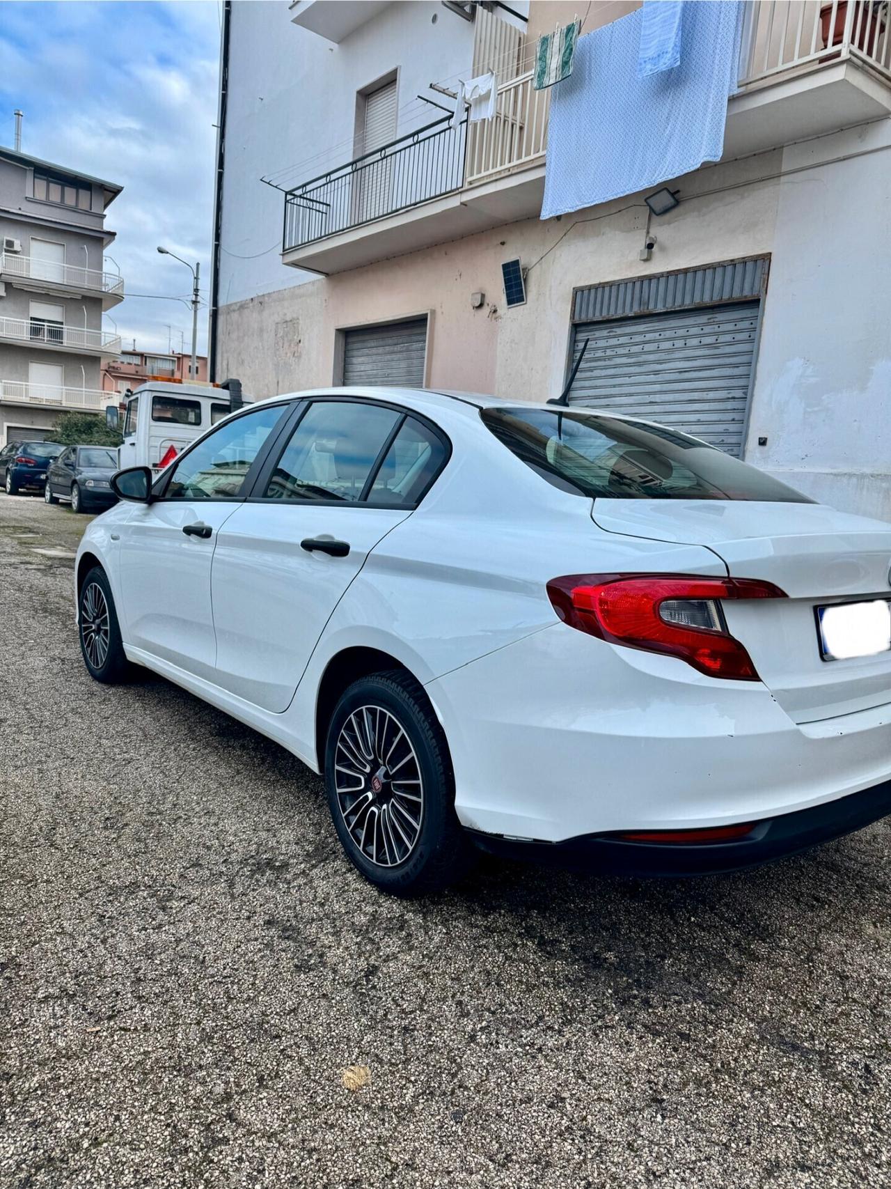 Fiat Tipo 1.6 Mjt - 2022