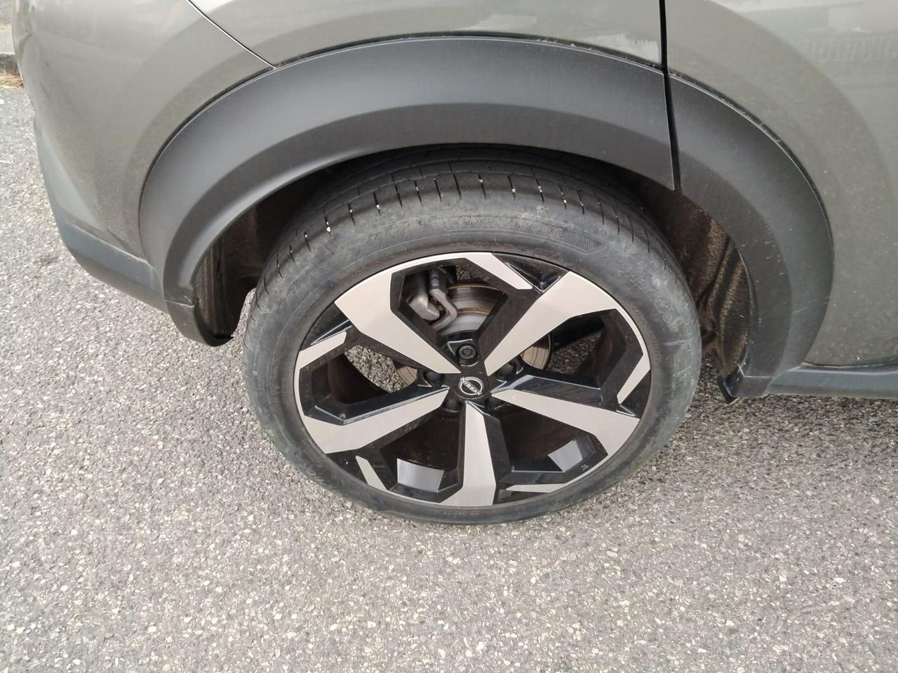 Nissan Juke N-Connecta 1.6 HEV  #5742