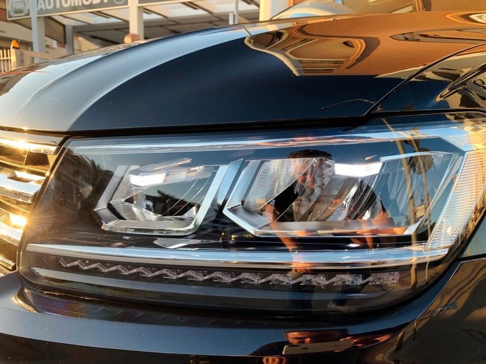 Volkswagen Tiguan 2.0 TDI SCR R-LINE 150 CV COOKPIT-CARPLAY-LED-CAM