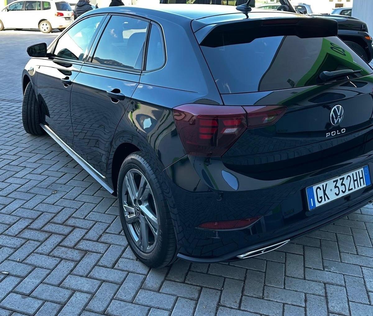 Volkswagen Polo 1.0 TSI R-Line ADATTA A NEOPATENTATI