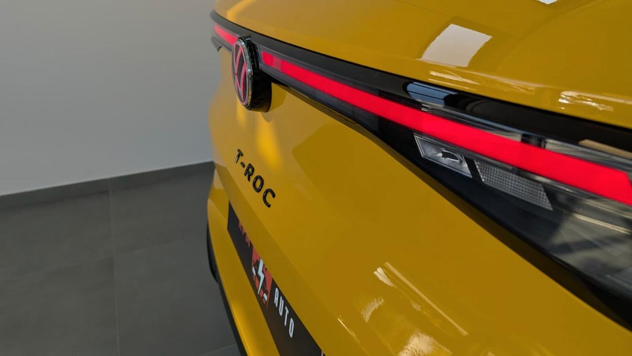 Volkswagen T-Roc 1.5 eTSI ACT 150 CV DSG R-Line KM0