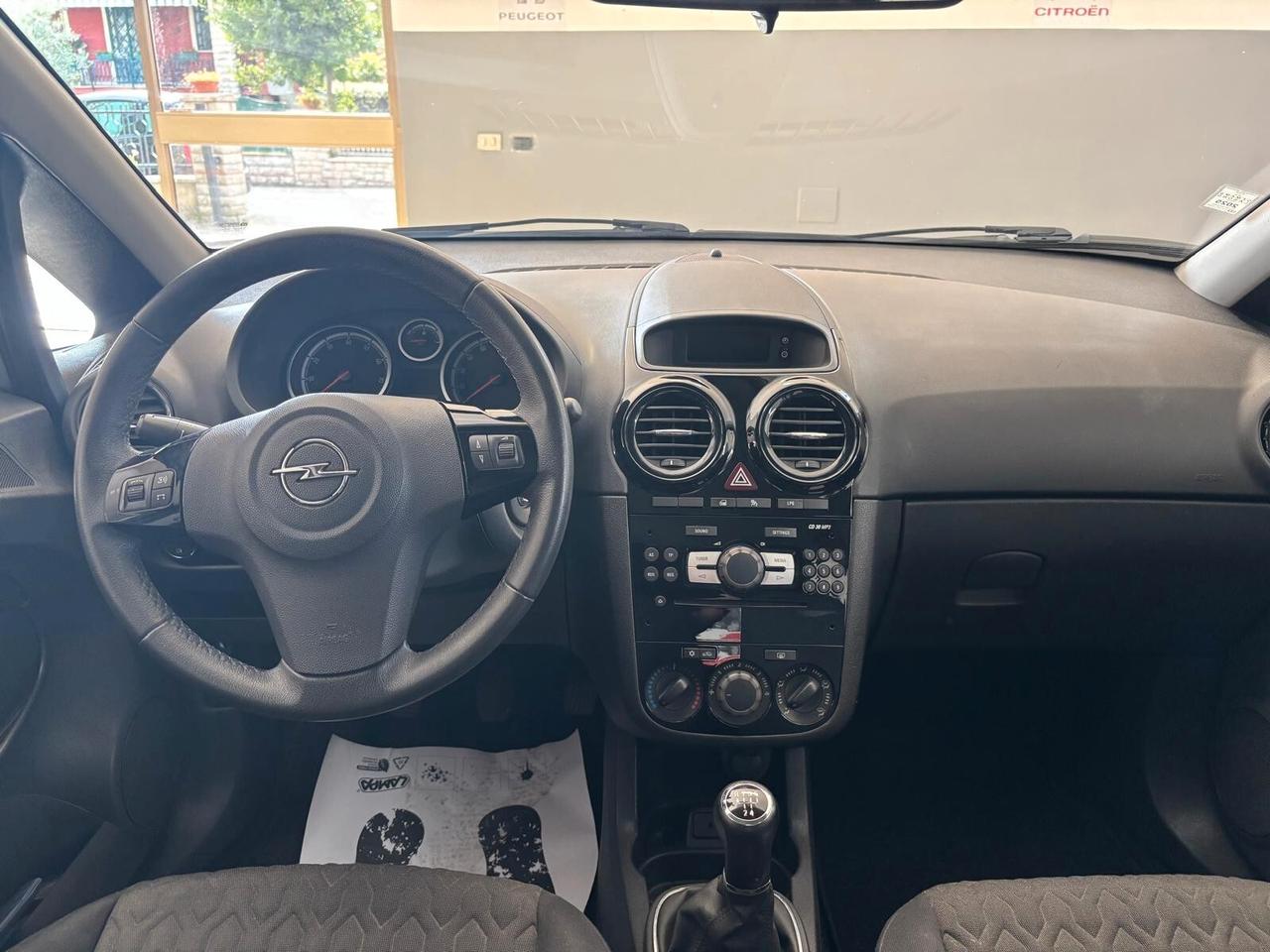 VOLKSWAGEN POLO ANNO 2018 BZ 1.2 ADATTA NEOPATENTATI KM 96 MILA