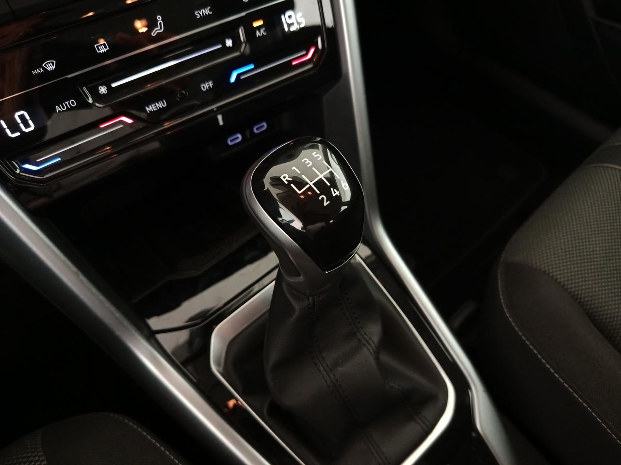 VOLKSWAGEN T-Roc - T-Roc 1.0 TSI Life