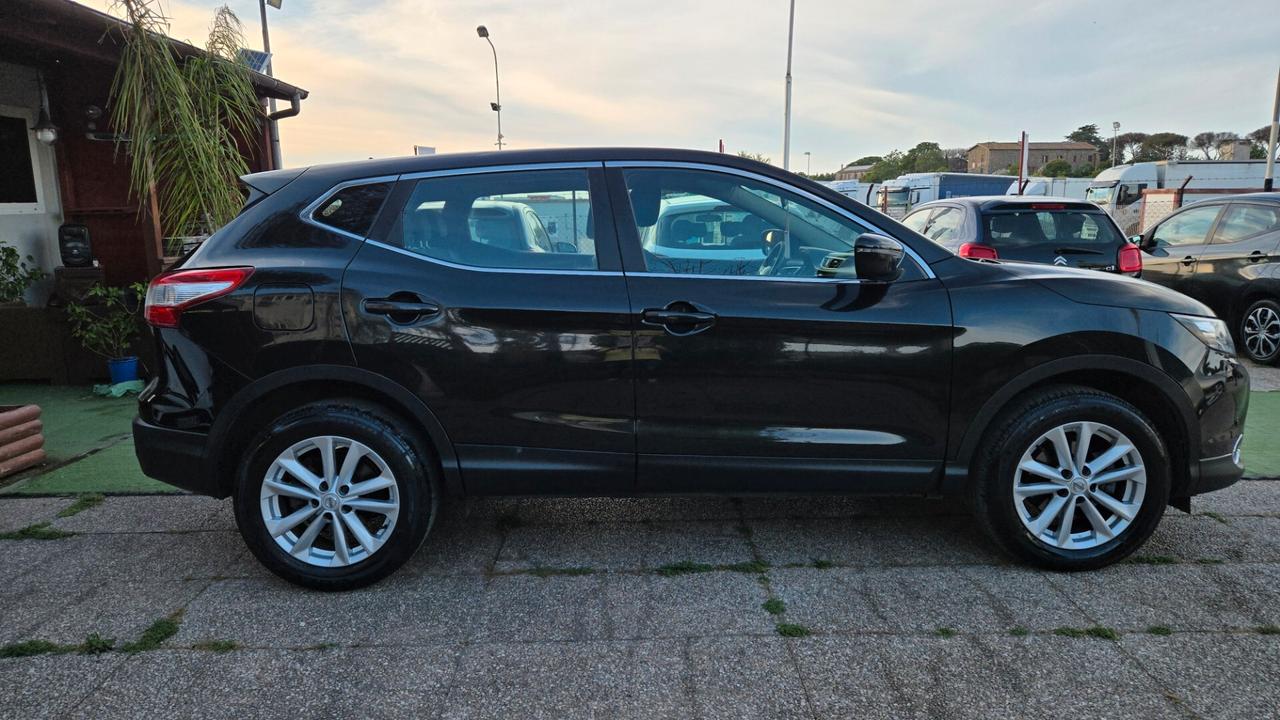 Nissan Qashqai 1.5 dCi N-Vision