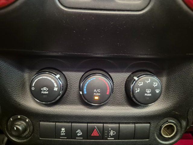 JEEP Wrangler 2.8 CRD DPF Sport