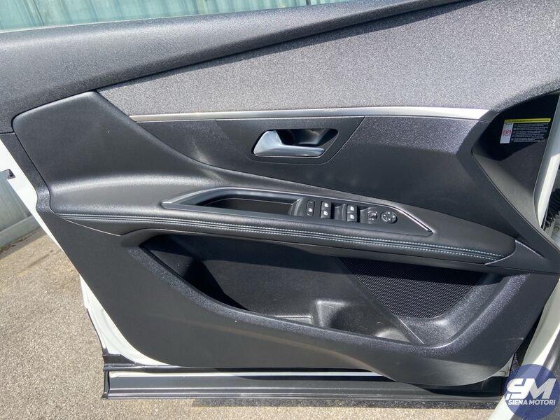 Peugeot 3008 BlueHDi 130 S&S EAT8 Allure Pack