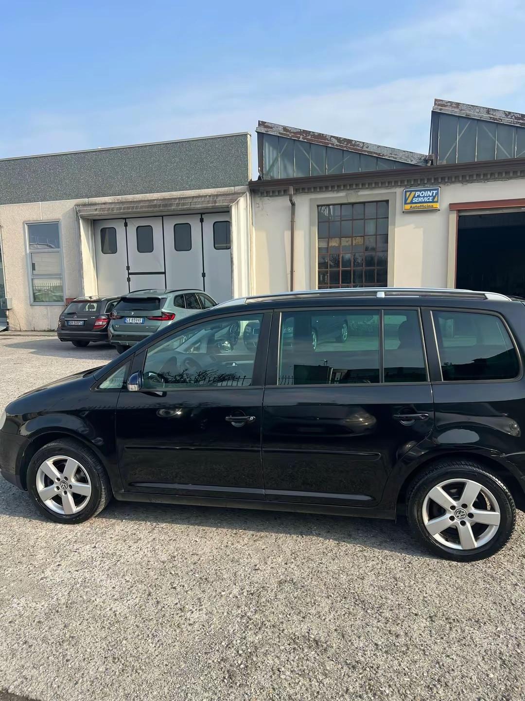 Volkswagen Touran 2.0 TDI DPF Highline