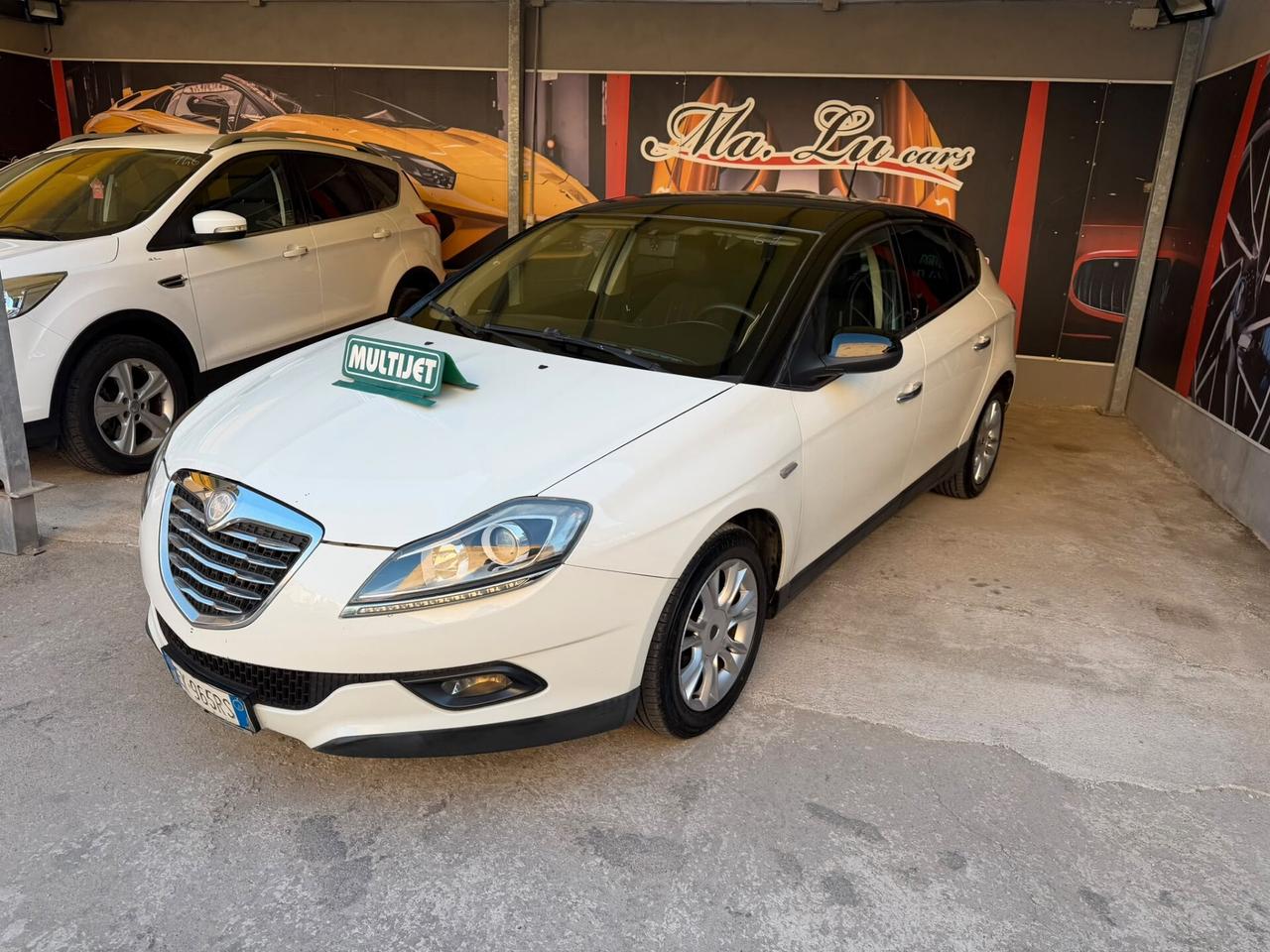 Lancia Delta 1.6cc diesel 12 mesi garanzia-2011
