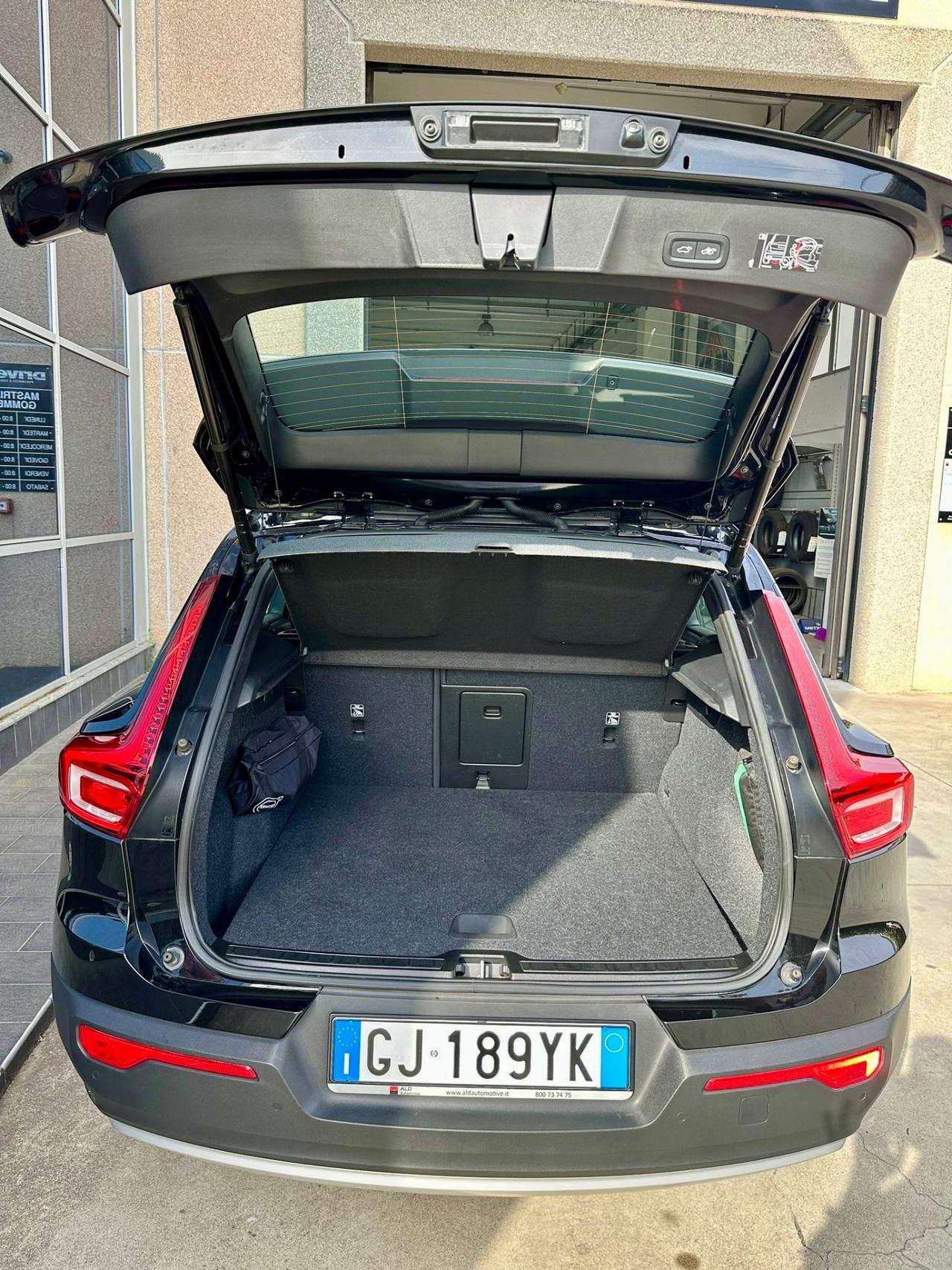 Volvo XC40 T4 Recharge Plug-in Hybrid Inscription Expression