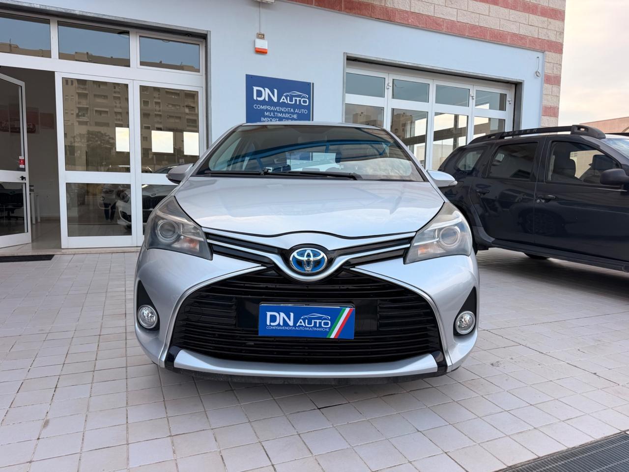 Toyota Yaris 1.5 Hybrid 5 porte Cool