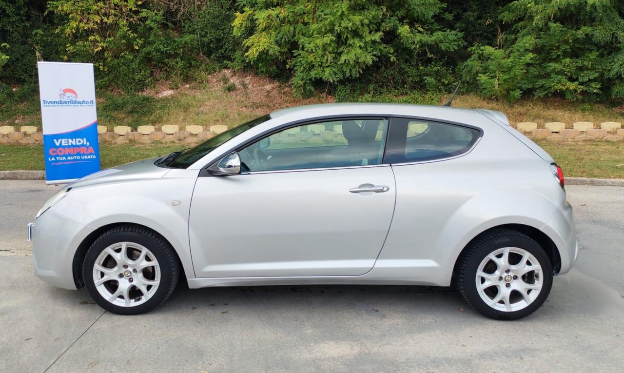 Alfa Romeo MiTo 1.6 JTDm 16V Distinctive Sport Pack