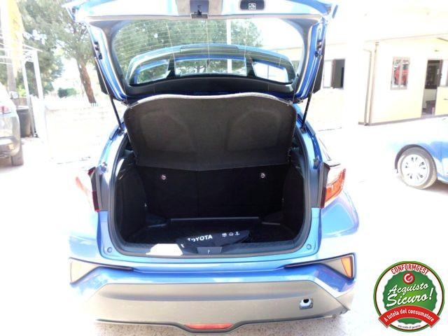 TOYOTA C-HR 1.8 Hybrid E-CVT Business
