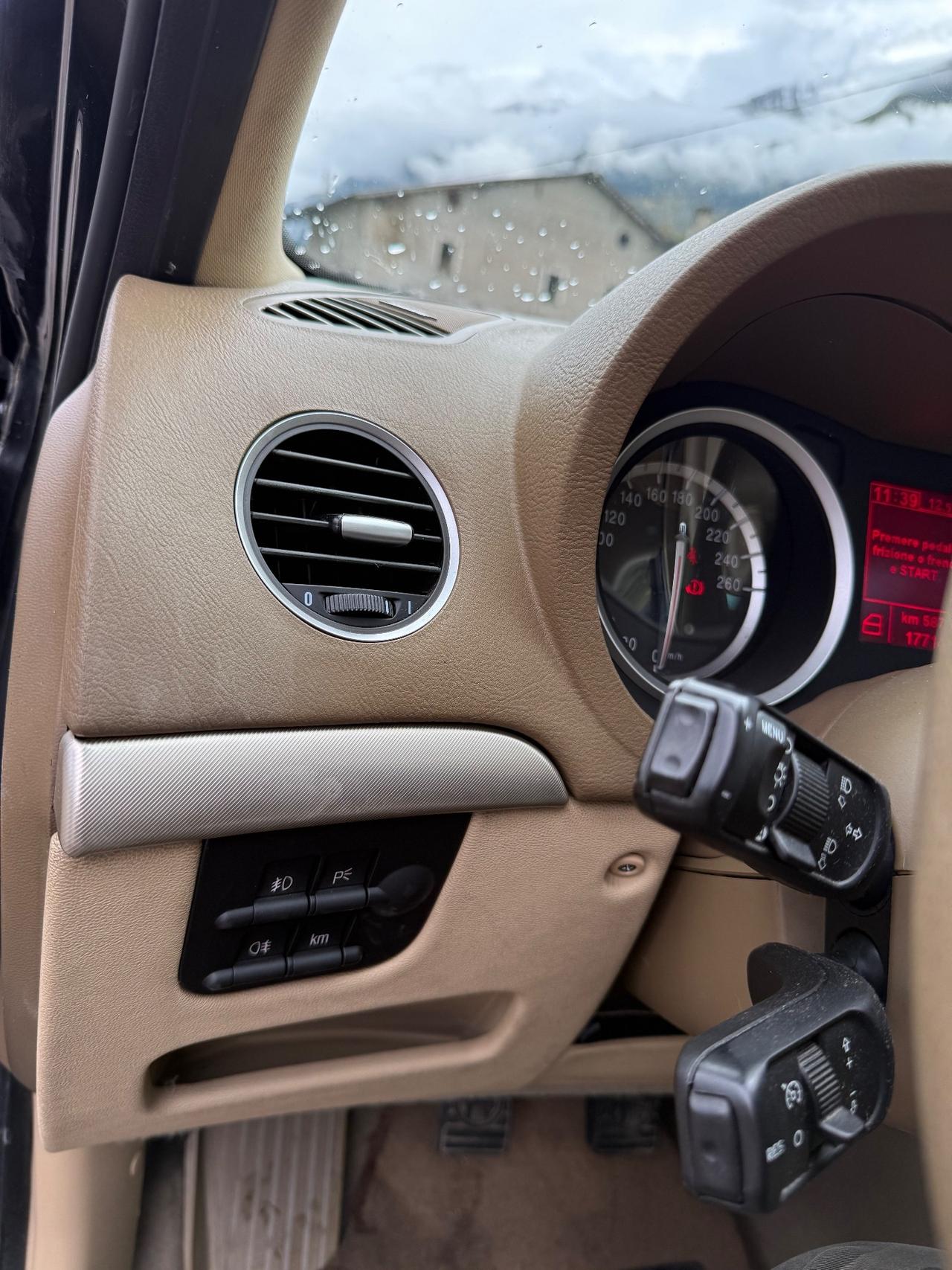 Alfa Romeo 159 2.4 JTDm 20V 210 CV Q4 Distinctive