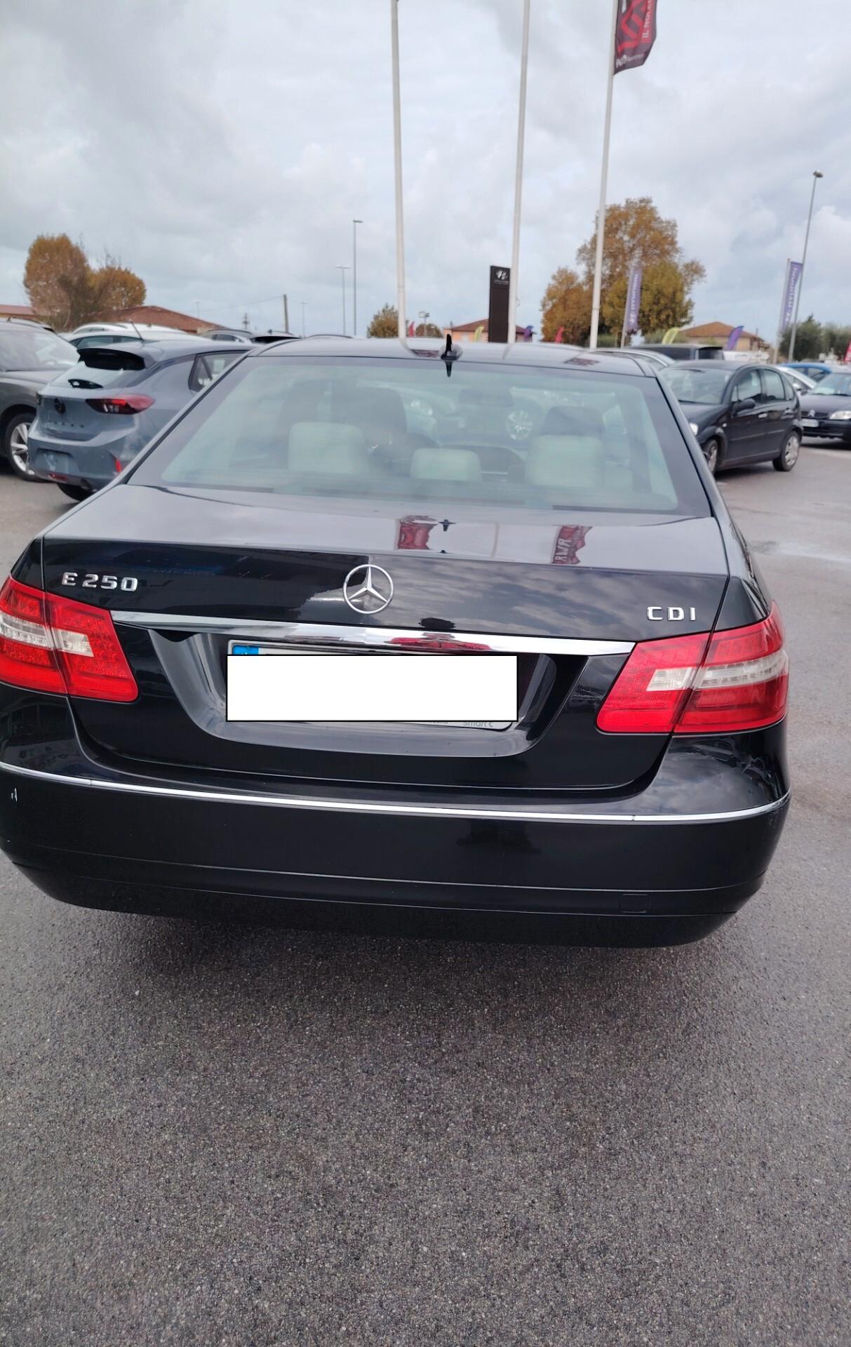 Mercedes-benz E 250 CDI BlueEFFICIENCY Avantgarde AMG