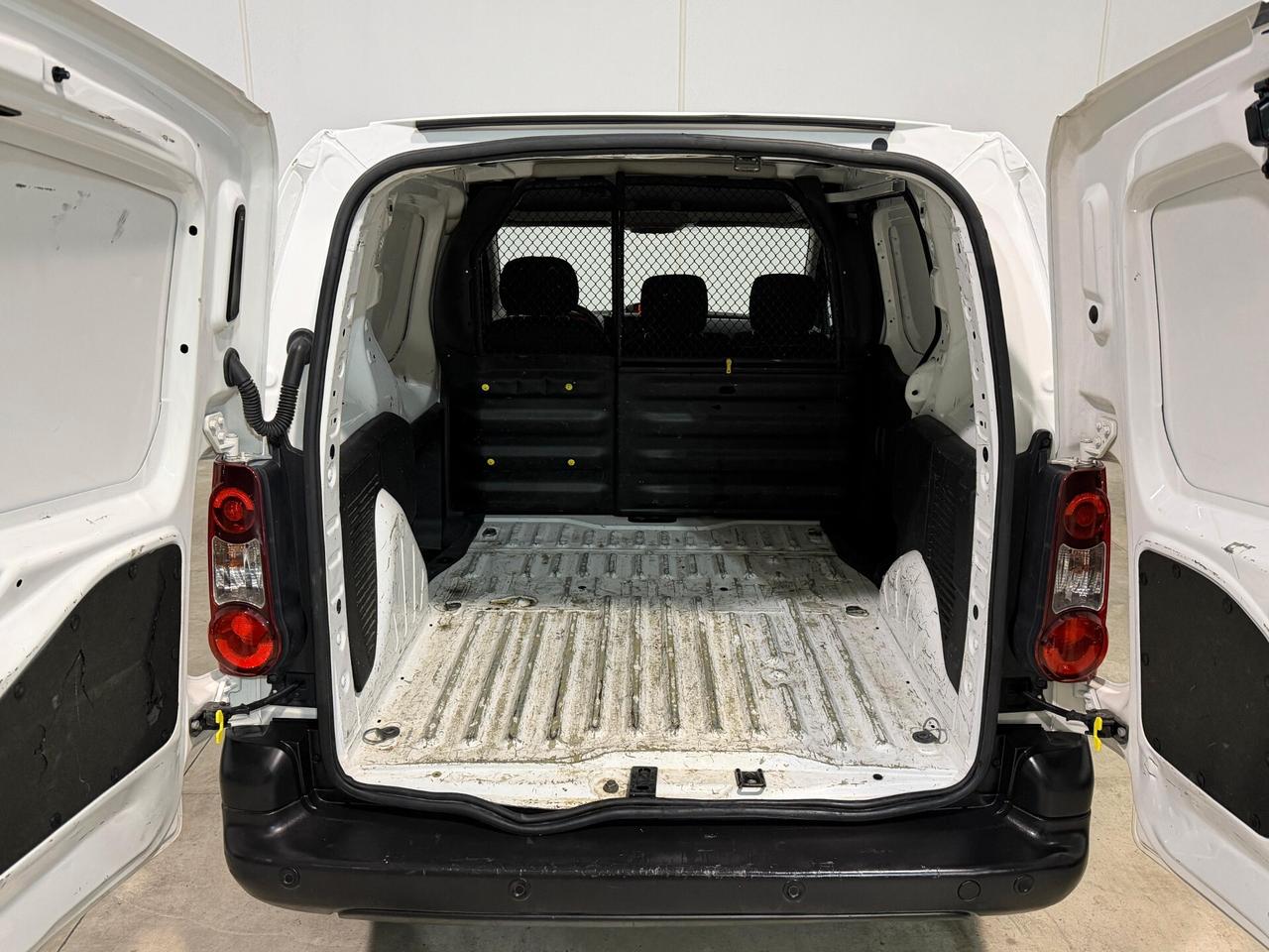 Citroen Berlingo bluehdi 75 3posti Club van