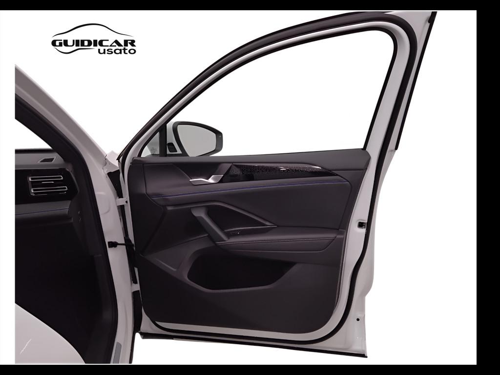 VOLKSWAGEN Tiguan III 2024 - Tiguan 1.5 etsi R-Line Plus 150cv dsg