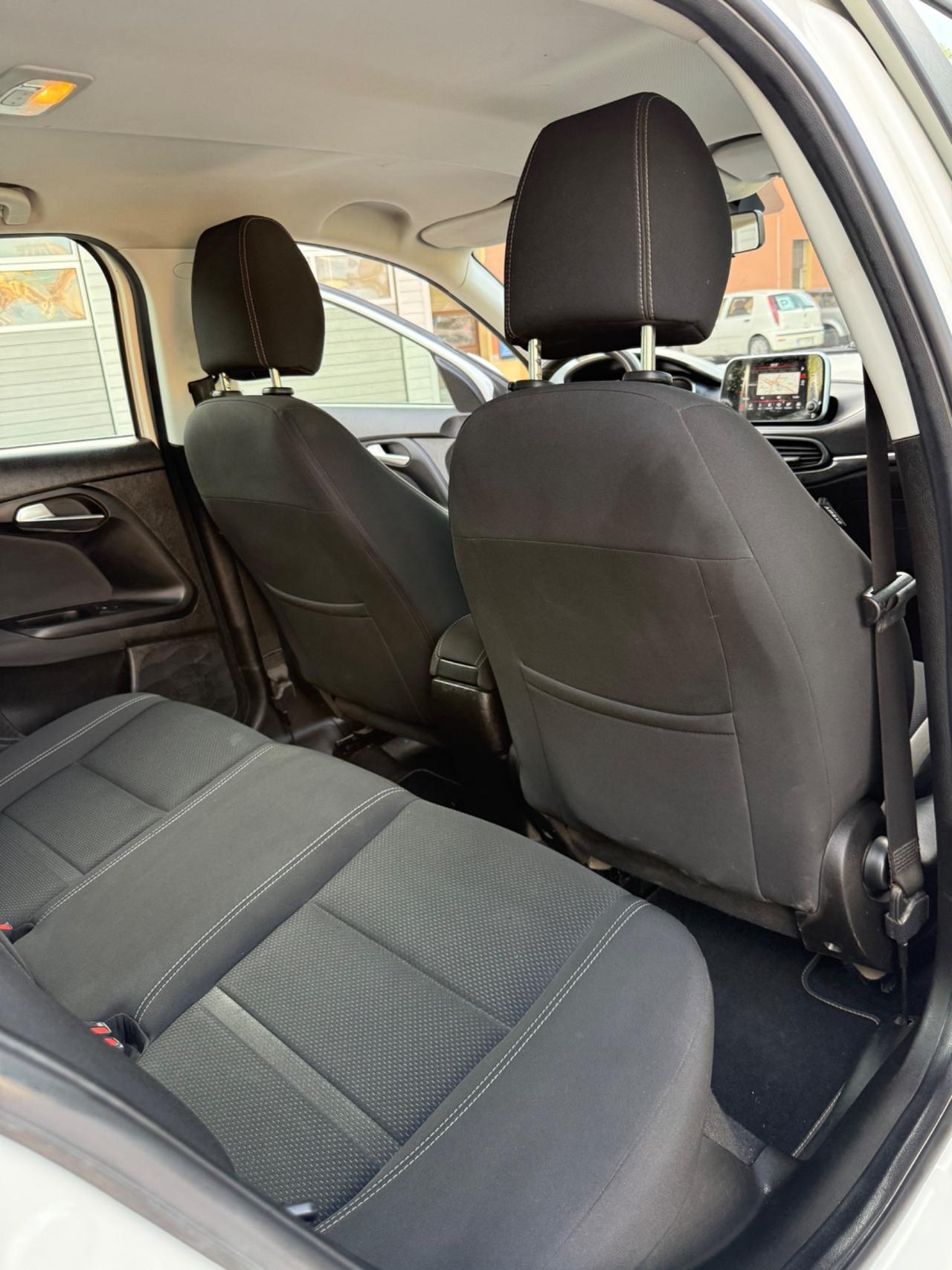 Fiat Tipo 1.3 Mjt S&S 5 porte Sport