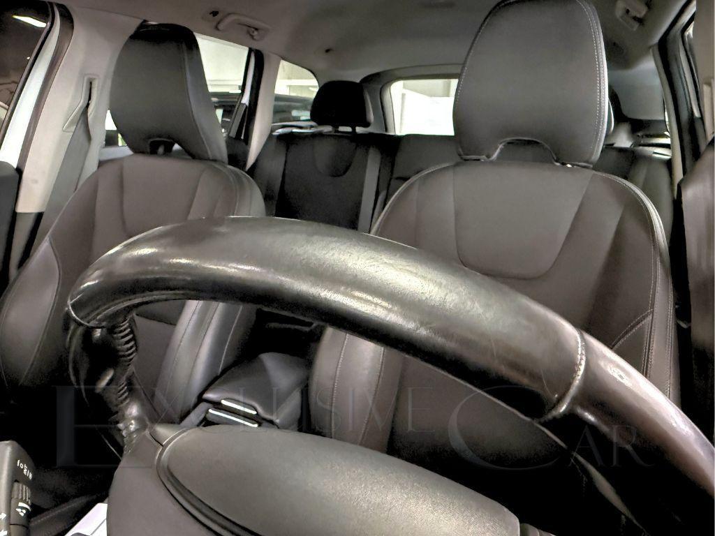 Volvo XC60 2.4 D4 181 CV AWD Momentum