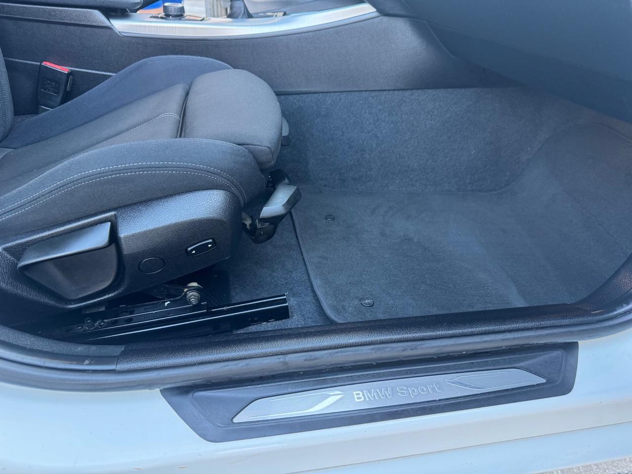 Bmw 118D 2.0 DIESEL 143CV Sport 2012