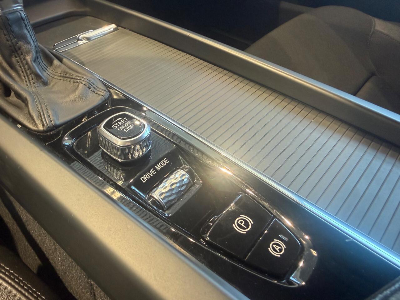 Volvo V60 D3 Geartronic R-design IVA DETRAIBILE