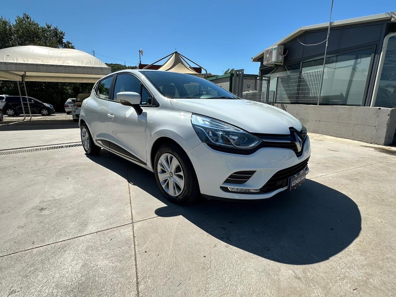 Renault Clio dCi 8V 90 CV 5 porte Duel