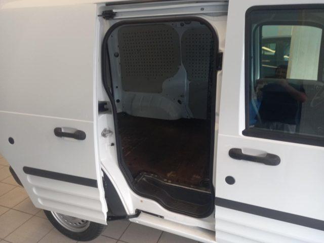FORD TRANSIT CONNECT 90 200S
