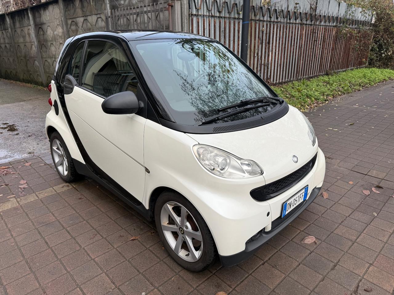 Smart ForTwo 800 33 kW coupé passion cdi