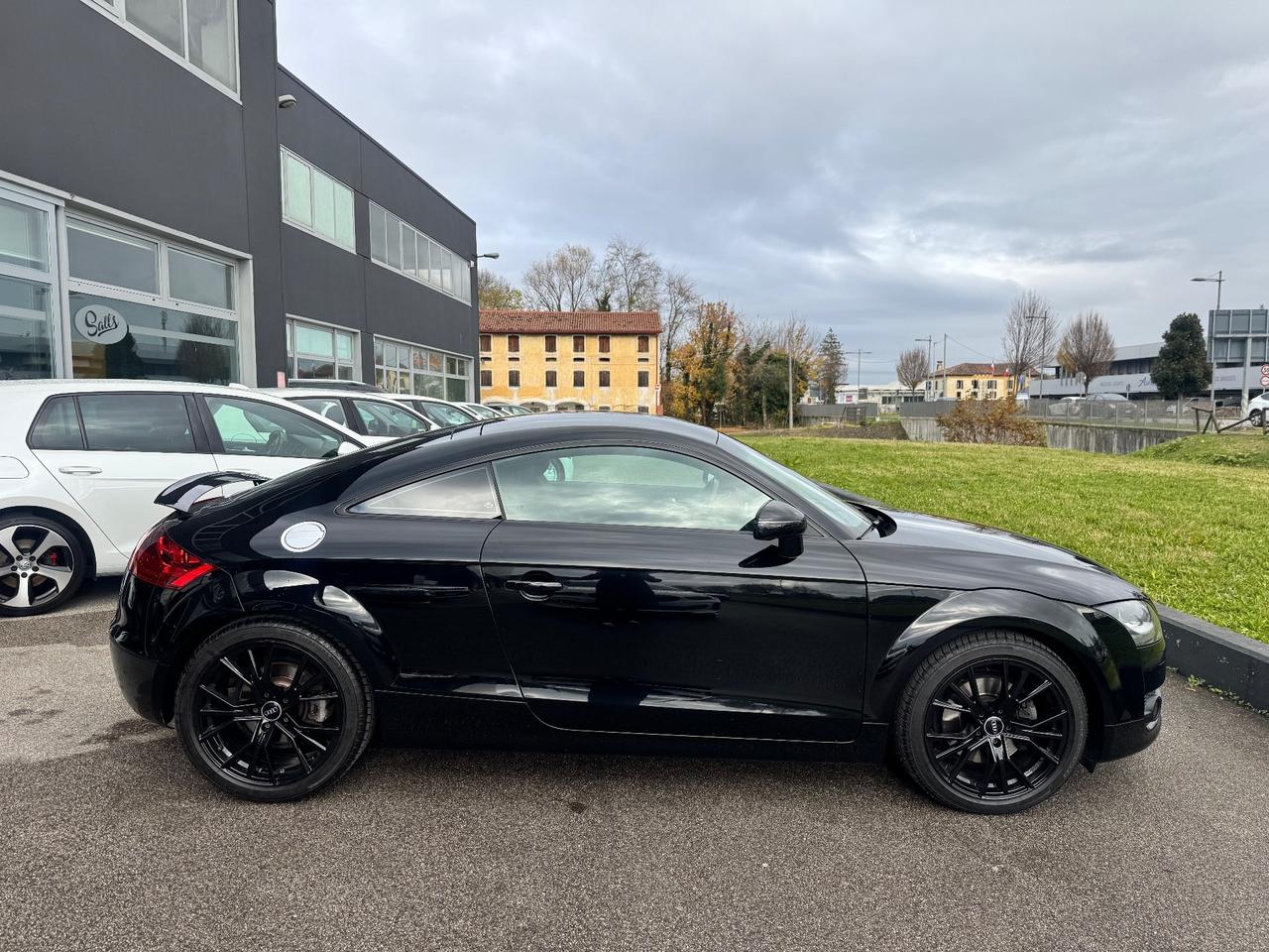 Audi TT Coupé 1.8 TFSI Black