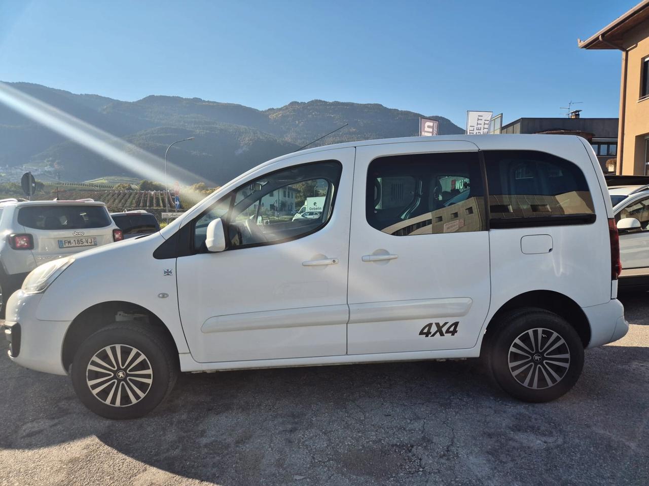 PEUGEOT PARTNER 4X4 5 POSTI