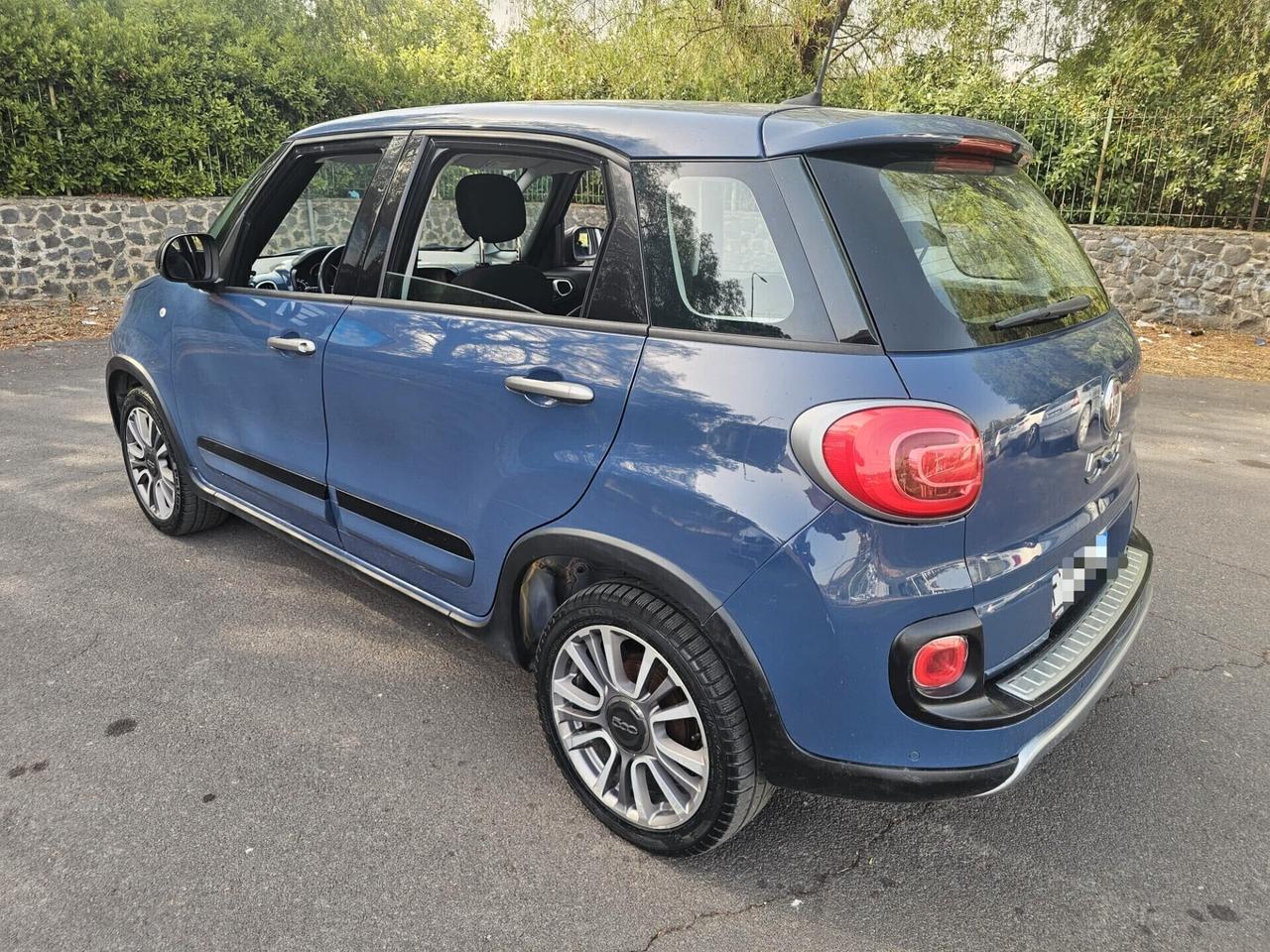 Fiat 500L d.i.e.s.e.l. a..t.o.m.a.t.i.c.a.2.0.2.0.-Dualogic Cross