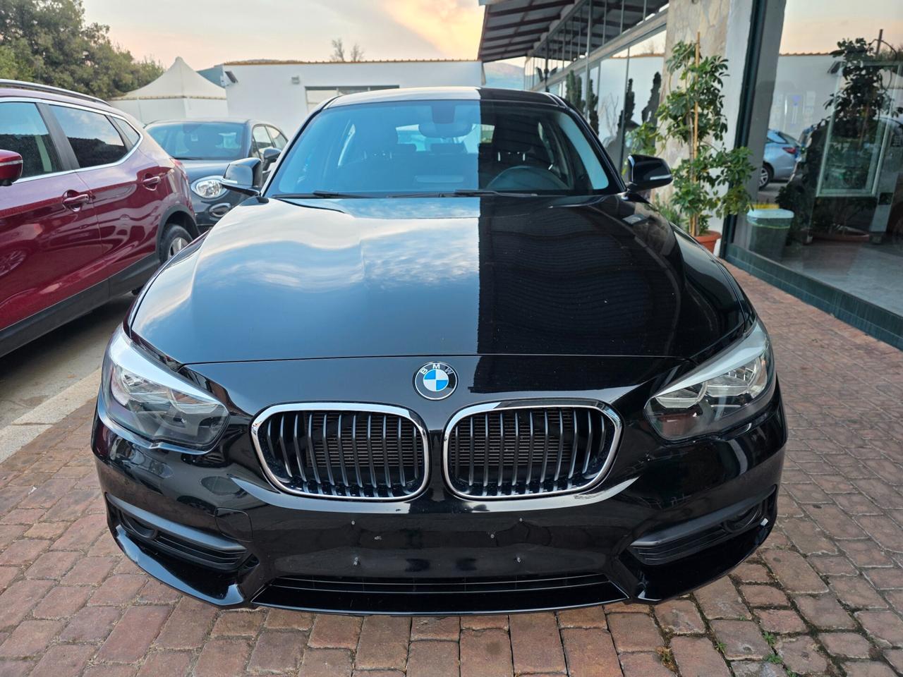 Bmw 118d 5p. Advantage