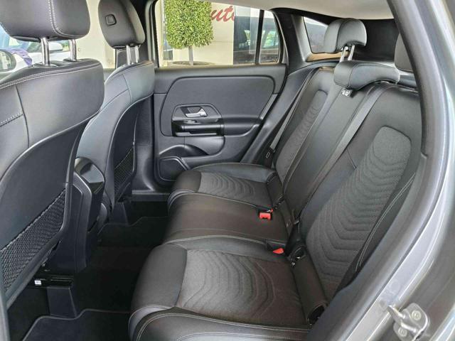 MERCEDES-BENZ GLA 200 d Automatic Business
