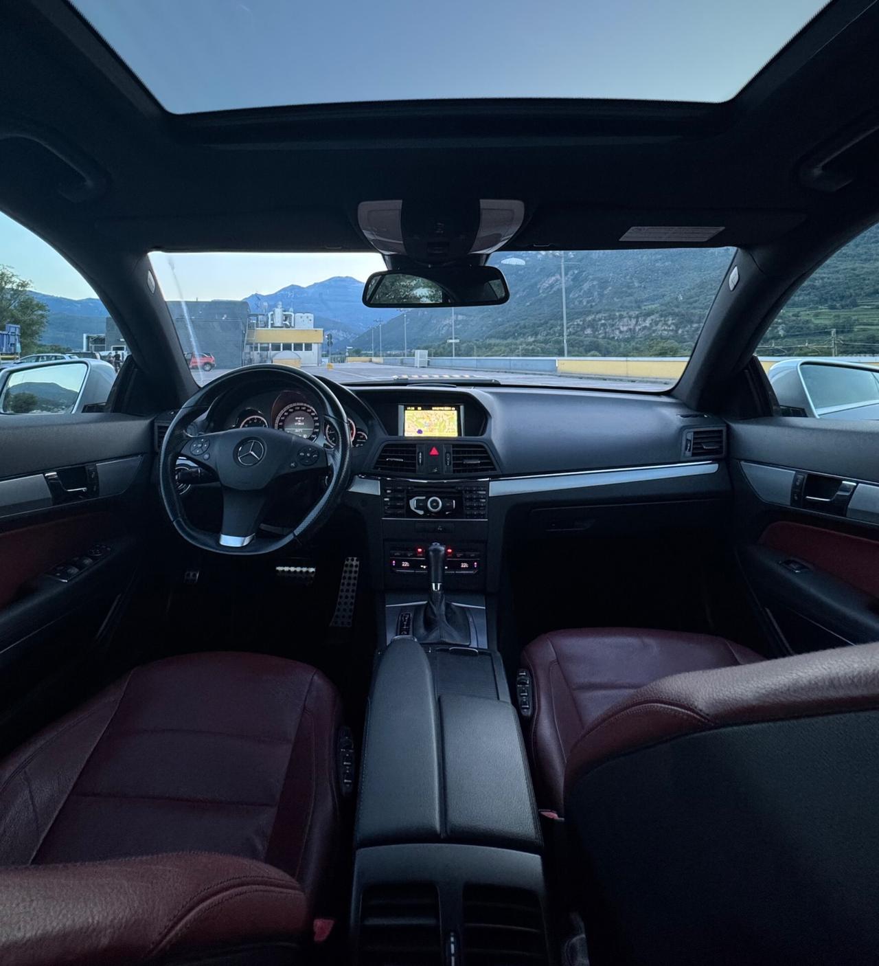 Mercedes-benz E220 AMG FULL OPTIONAL