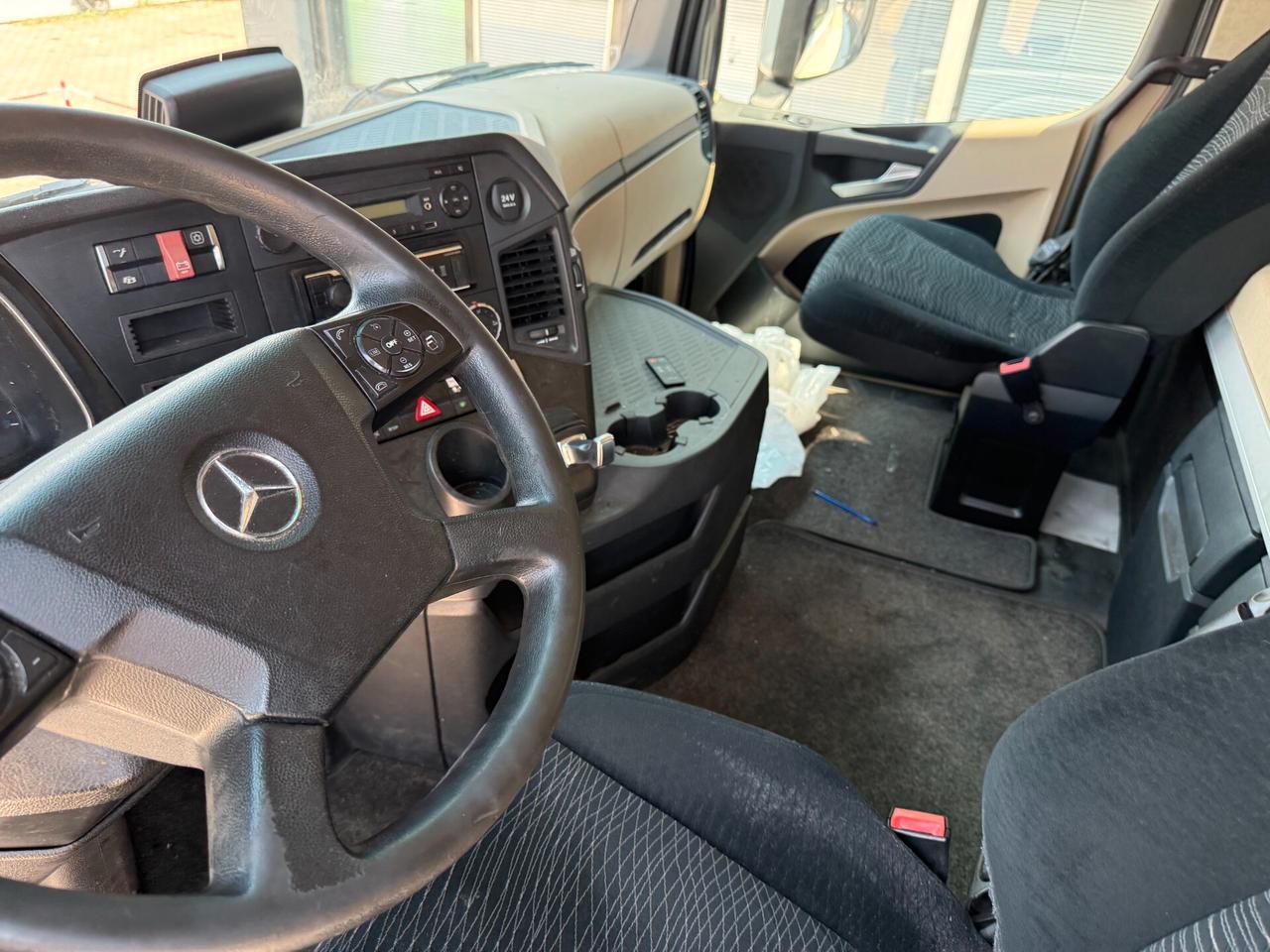 Mercedes Benz Actros 1845 ADR Retarder Euro6D Full-Spoiler