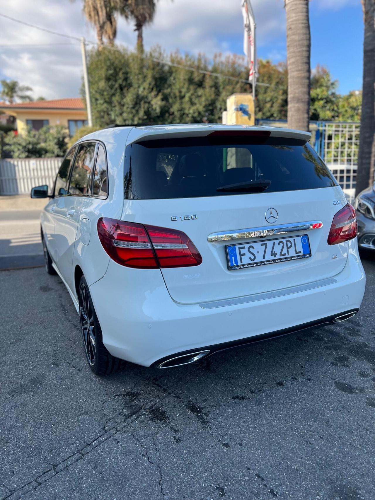 Mercedes-benz B 180 B 180 d Automatic Premium