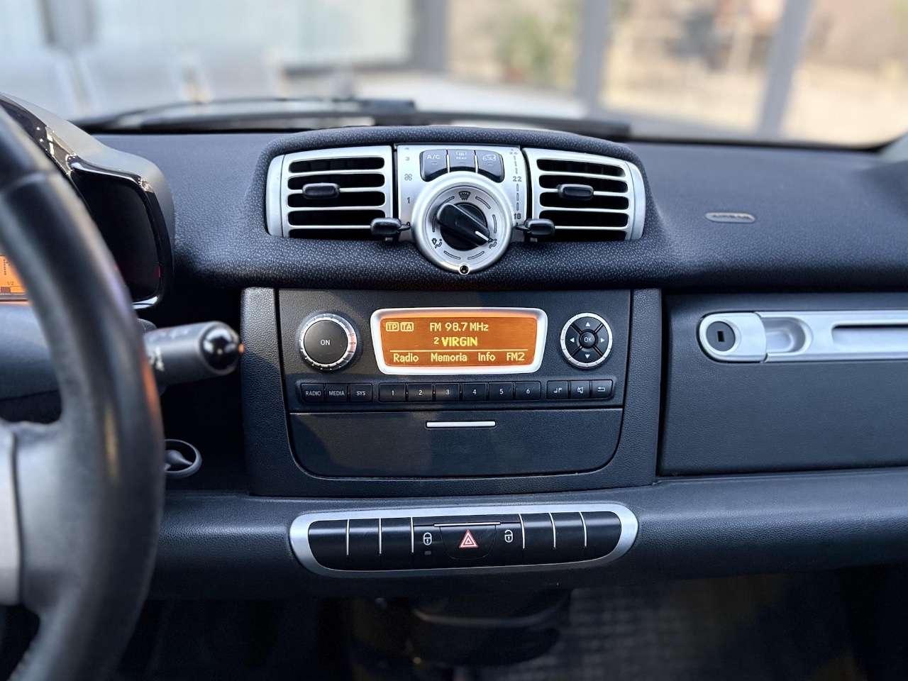 smart forTwo 1.0 Benzina 71CV E5 Automatico - 2012