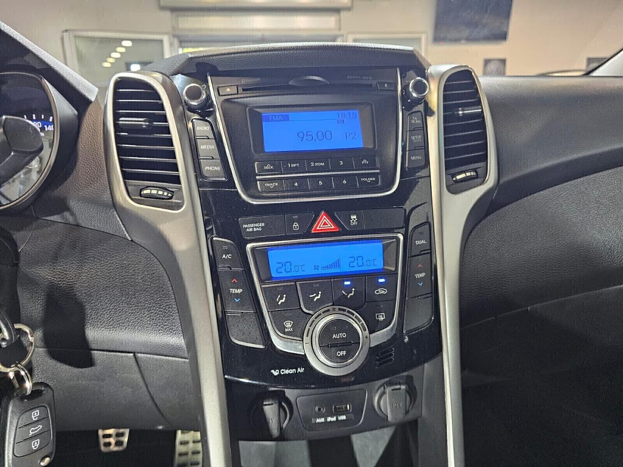 Hyundai i30 1.6 CRDi 128CV Style (119.000 km)